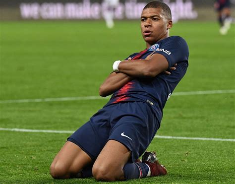 mbappe celebration